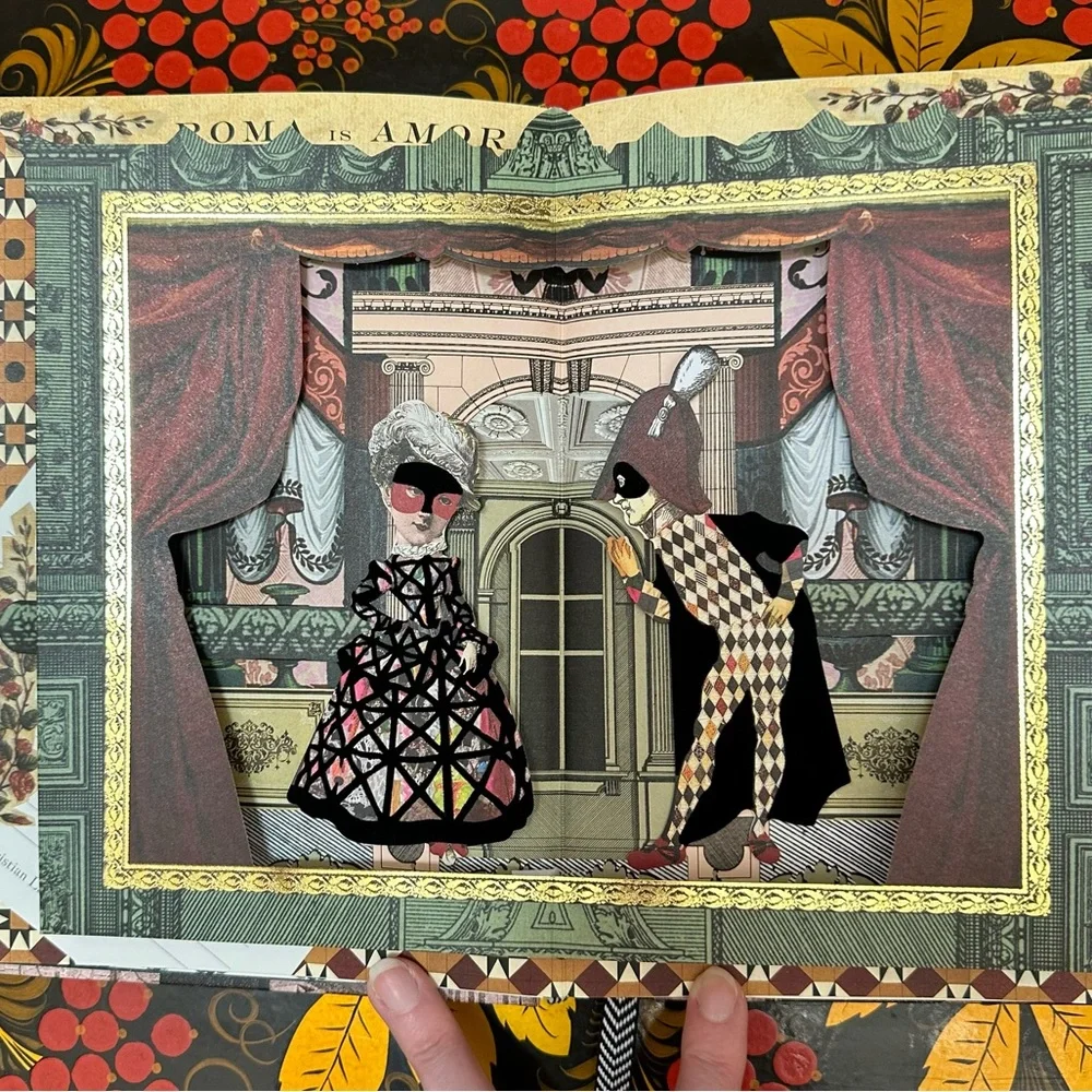 Christian Lacroix Travel Journal - Picture 12 of 16
